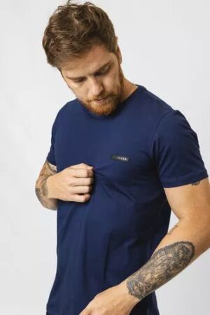 camiseta revive class rosa confete